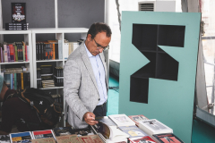 "Eu não quero fazer uma livraria. Eu quero fazer uma cidade, uma vila literária."
José Pinho (1953 - 2023)